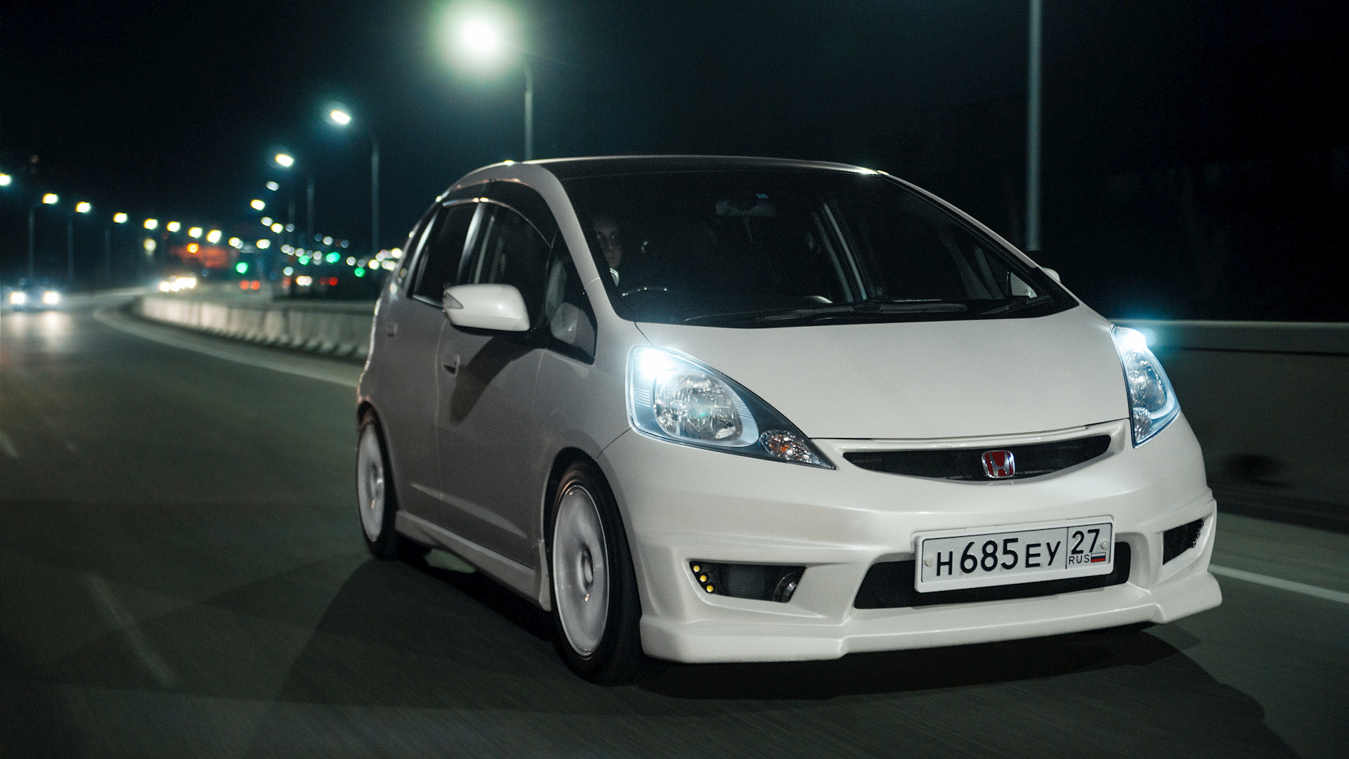 Honda fit ge6 фото