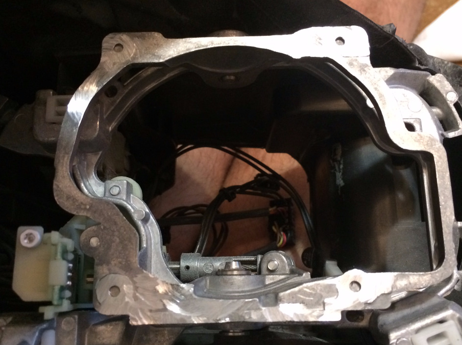 Тут уже всё спилено — Volkswagen Passat Variant (B6)