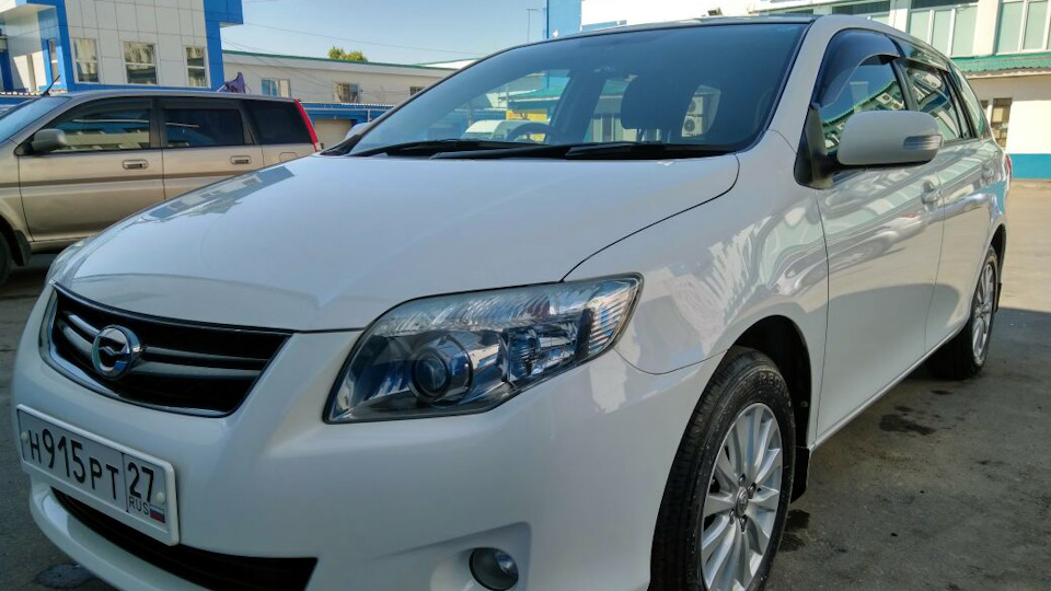 Продажа тойота с пробегом в новосибирске. Toyota Corolla Fielder 2009 1.8. Тойота Филдер 1.8. Тойота Филдер 2008 1.8. Toyota Corolla Fielder 1.8 4wd.