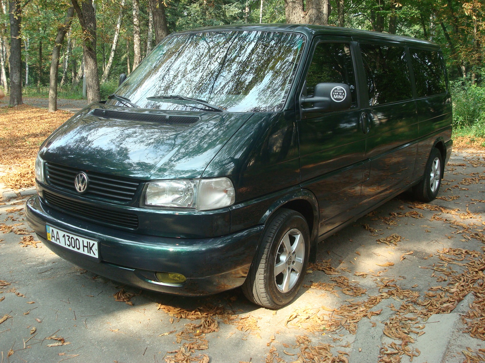 1. фольксваген каравелла 2015. фольксваген каравелла 2000. фольксваген каравелла зеленый. зеленая каравелла.