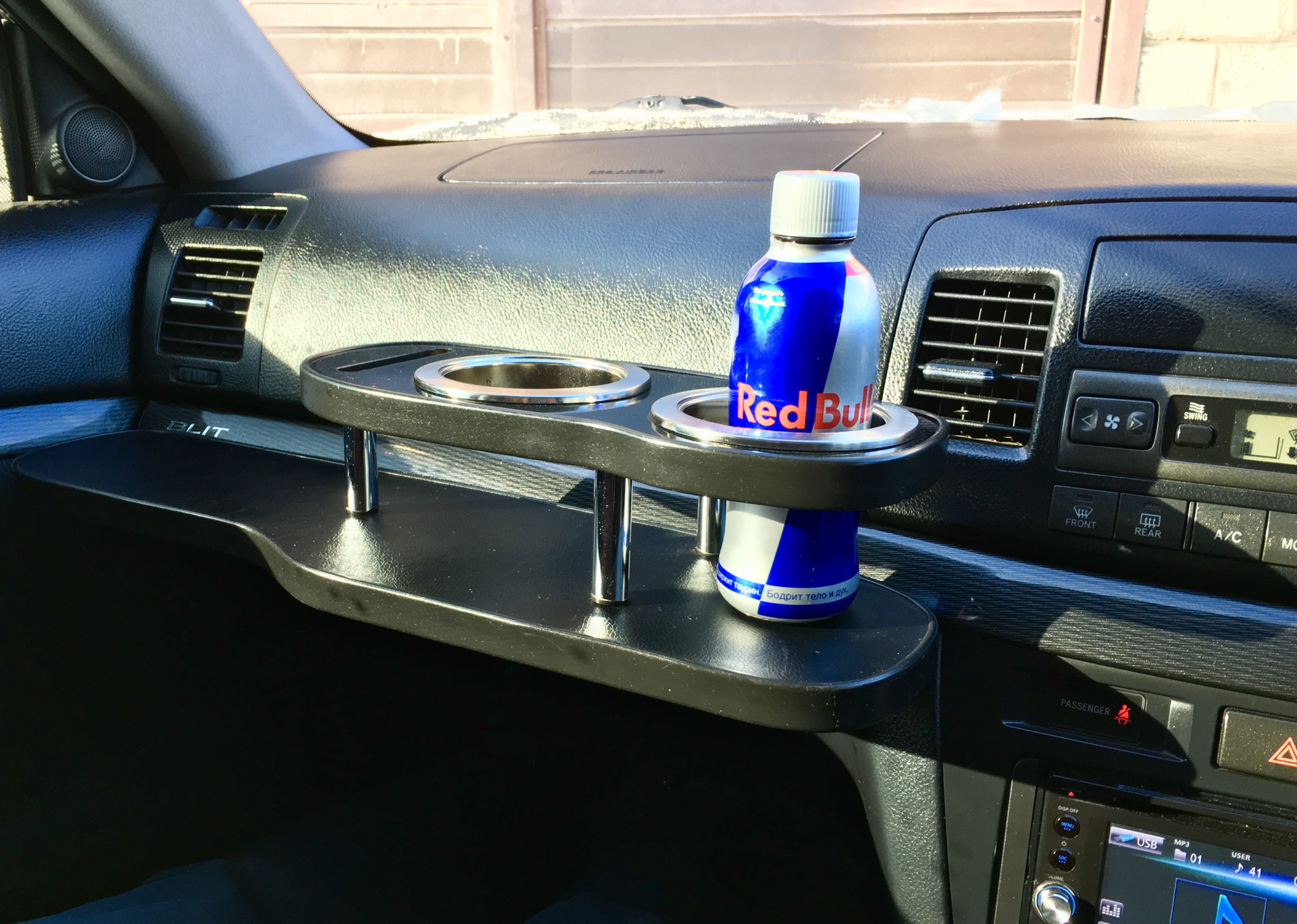 Ещё один столик 😎 — Toyota Brevis, 2,5 л., 2001 года | аксессуары | DRIVE2