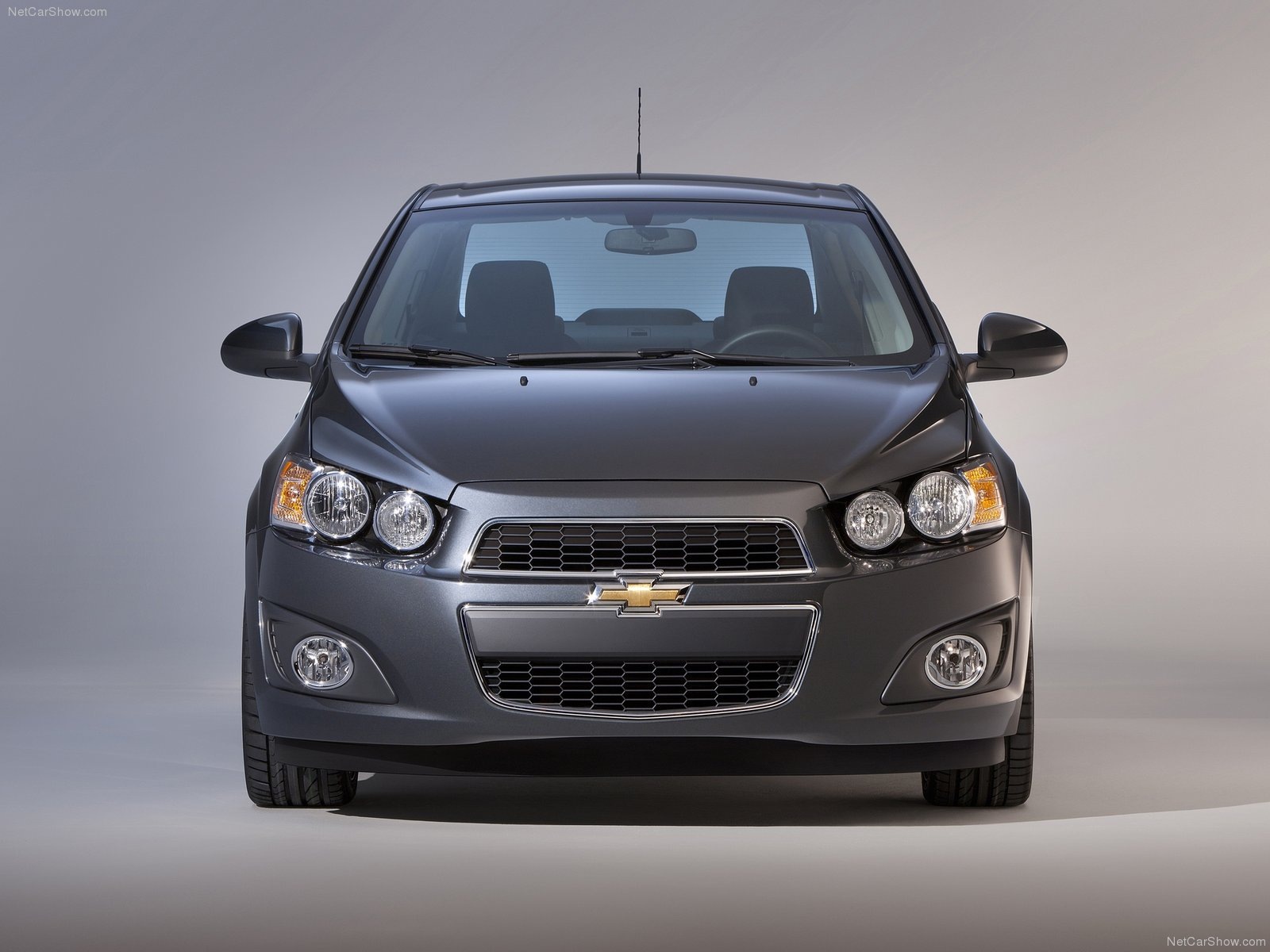 Chevrolet Cobalt or Nexia 3 Chevrolet Cobalt or Nexia 3