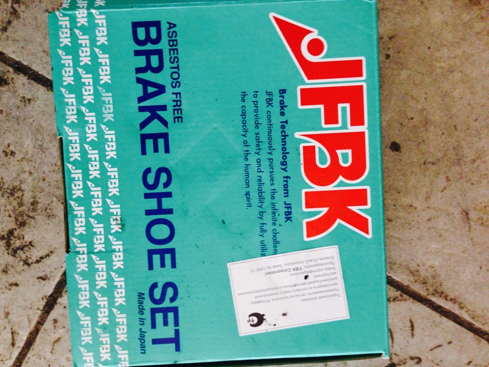 Поменял колодочки и… — Toyota Will VS, 1,8 л, 2001 года визит на