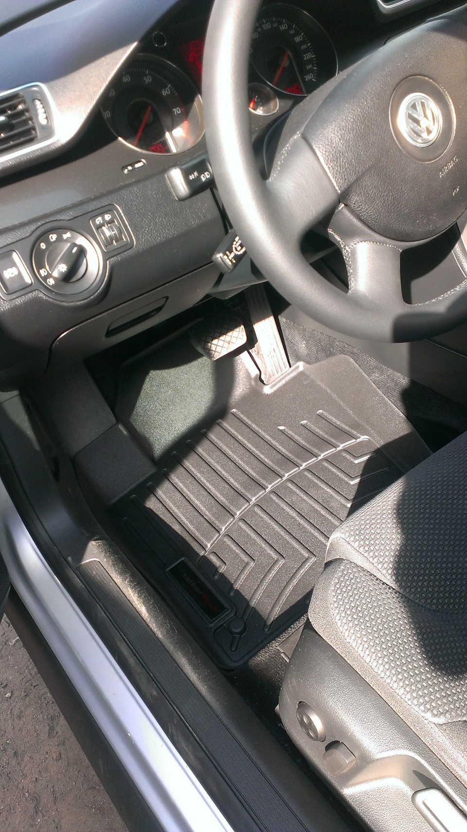 Коврики WeatherTech — Volkswagen Passat — WeatherTech на DRIVE2