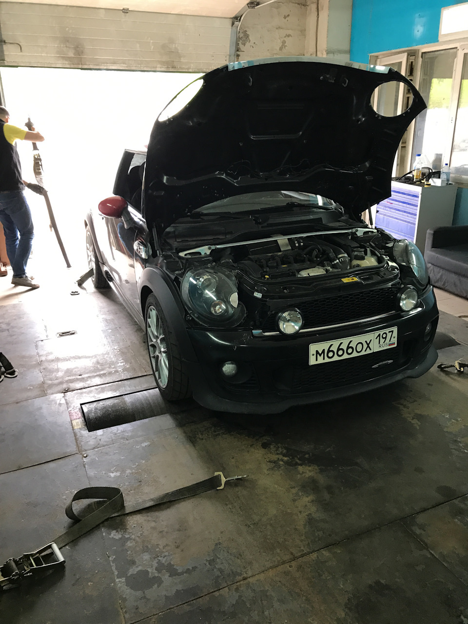 Stage 2 Logbook Mini Cooper S John Cooper Works Night Fury 2011 On