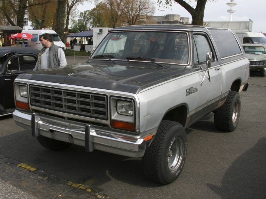 Dodge Ram 1983