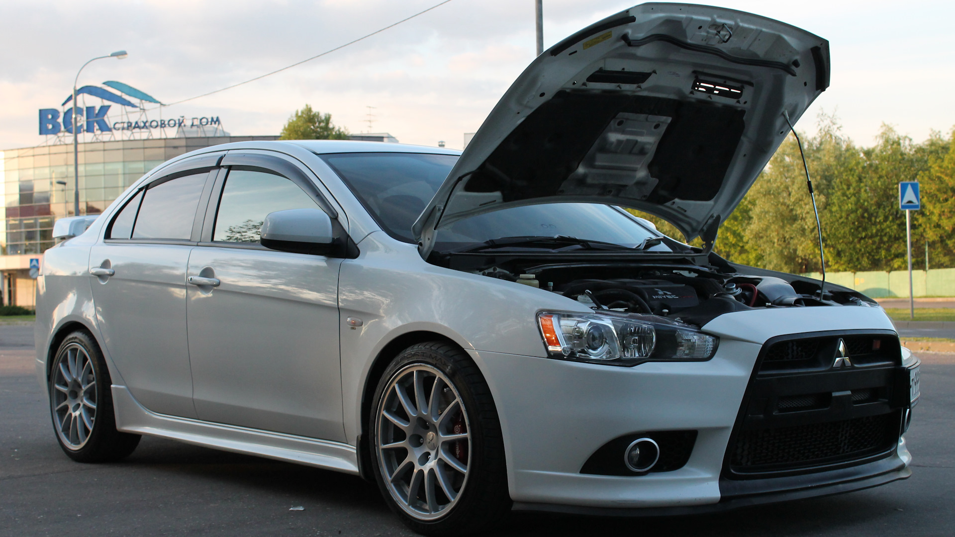 Mitsubishi galant fortis отличия о lancer