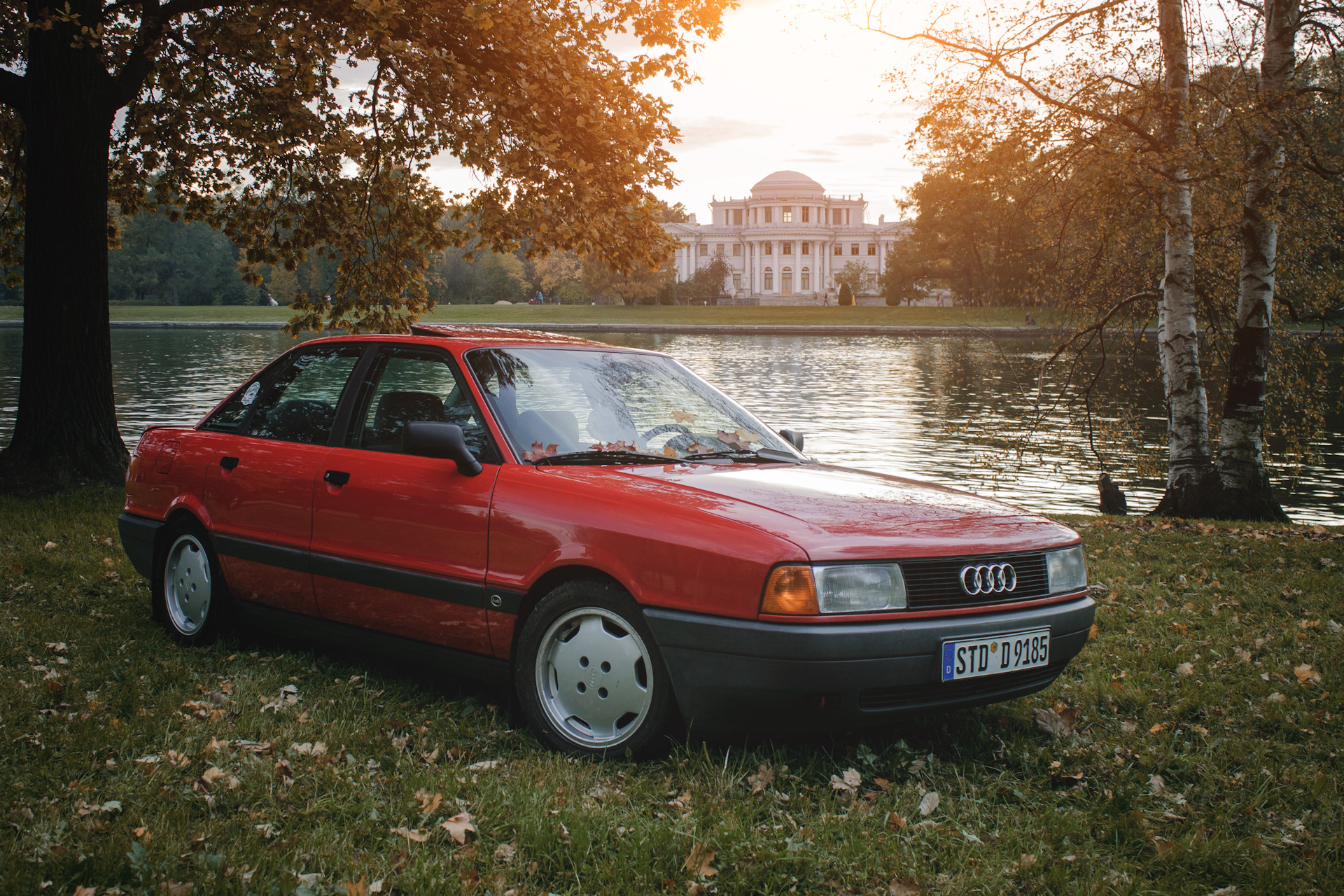 Ауди бочка. Ауди 80 бочка. Audi 80 бочка 1987. Ауди 80 бочка b3. Машина Ауди 80 бочка.