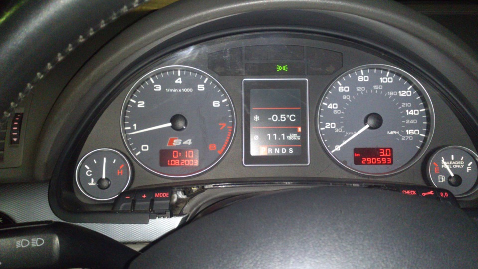 Фото в бортжурнале Audi A4 (B6). Запчасти на фото: 1082003