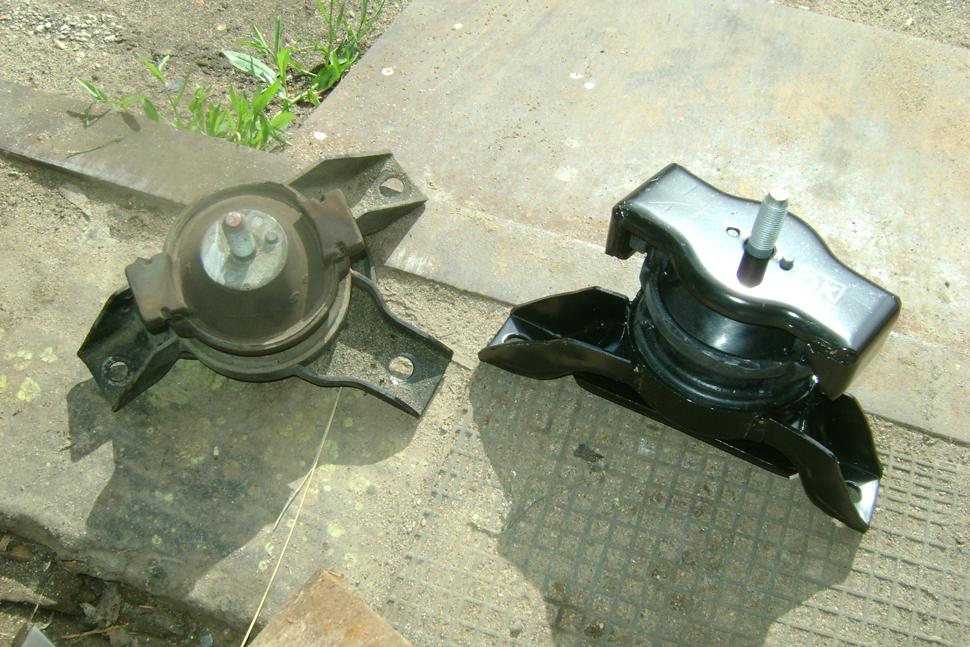 Описание в отпуске. Вернется через неделю.