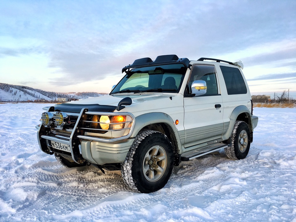 Авто паджеро 2. Паджеро. Мицубиси Паджеро. Mitsubishi Pajero 2. Заряженный Митсубиси Паджеро 2.