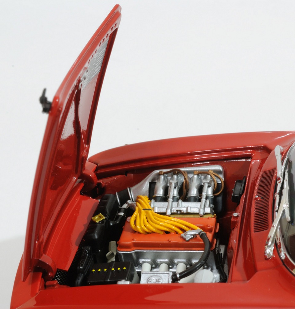 Alfa Romeo GTA 1300 Junior (1972) — Minichamps, 1:18 — DRIVE2