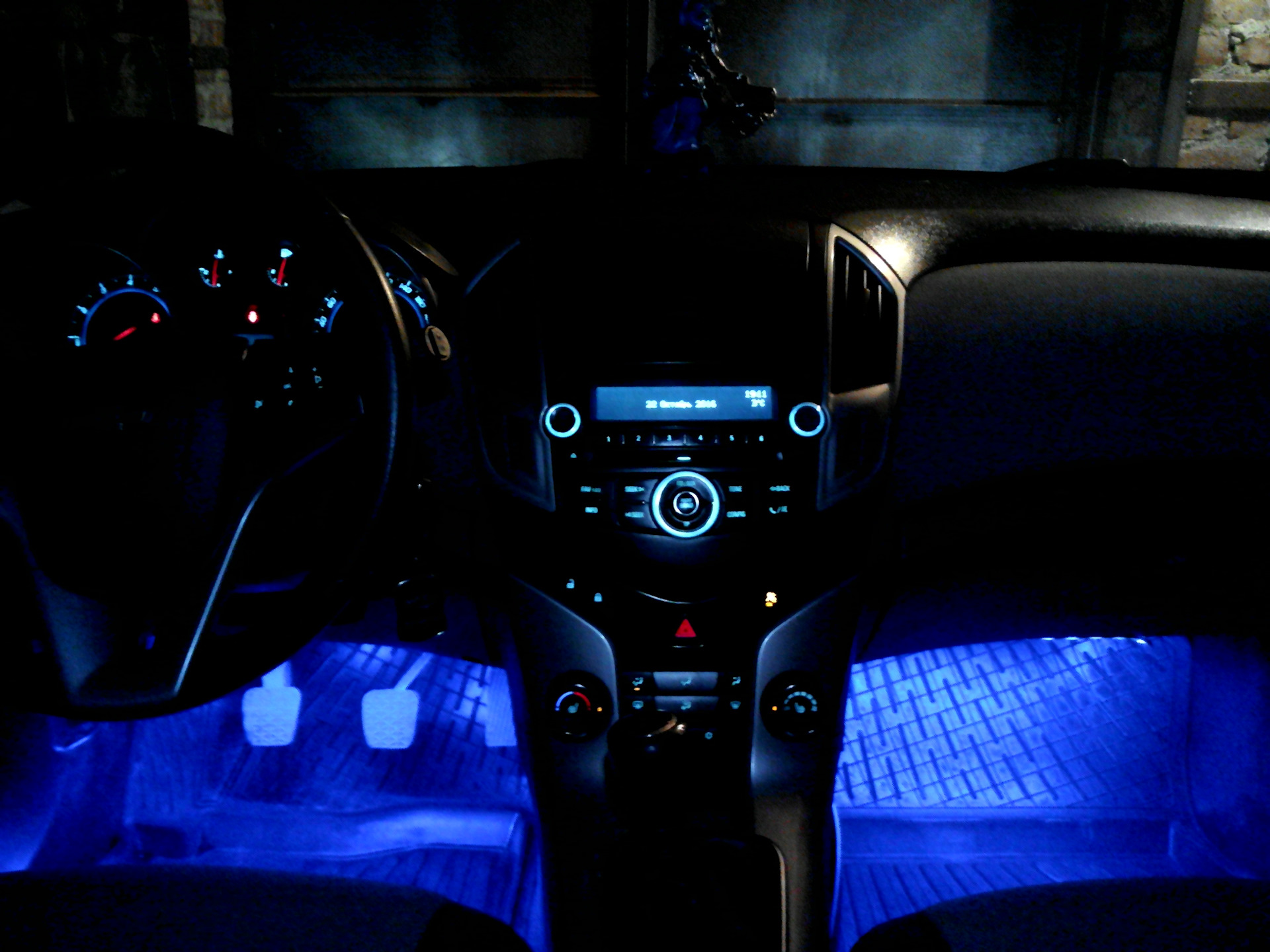 освещение салона шевроле круз