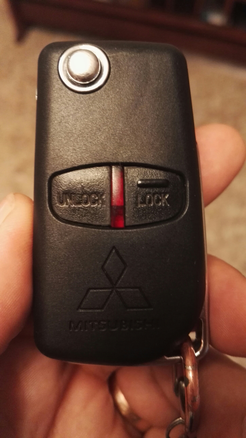Выкидной ключ — Mitsubishi Outlander XL, 2 л, 2010 года | стайлинг | DRIVE2