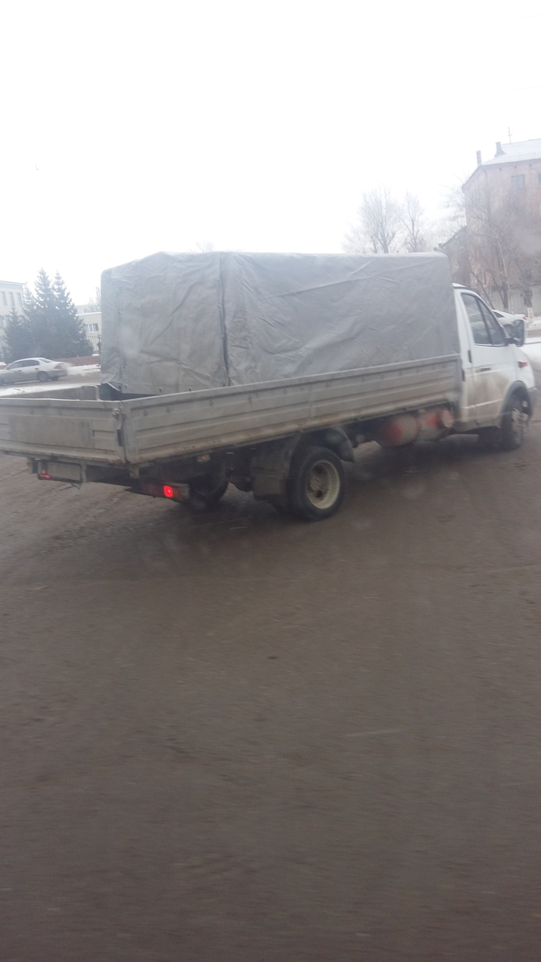 Решетка бэнтли — ГАЗ Газель, 2,4 л., 2007 года | аксессуары | DRIVE2