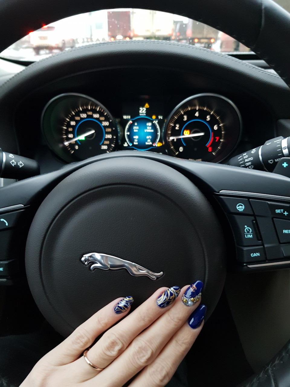 Фото в бортжурнале Land Rover Discovery Sport (1G)