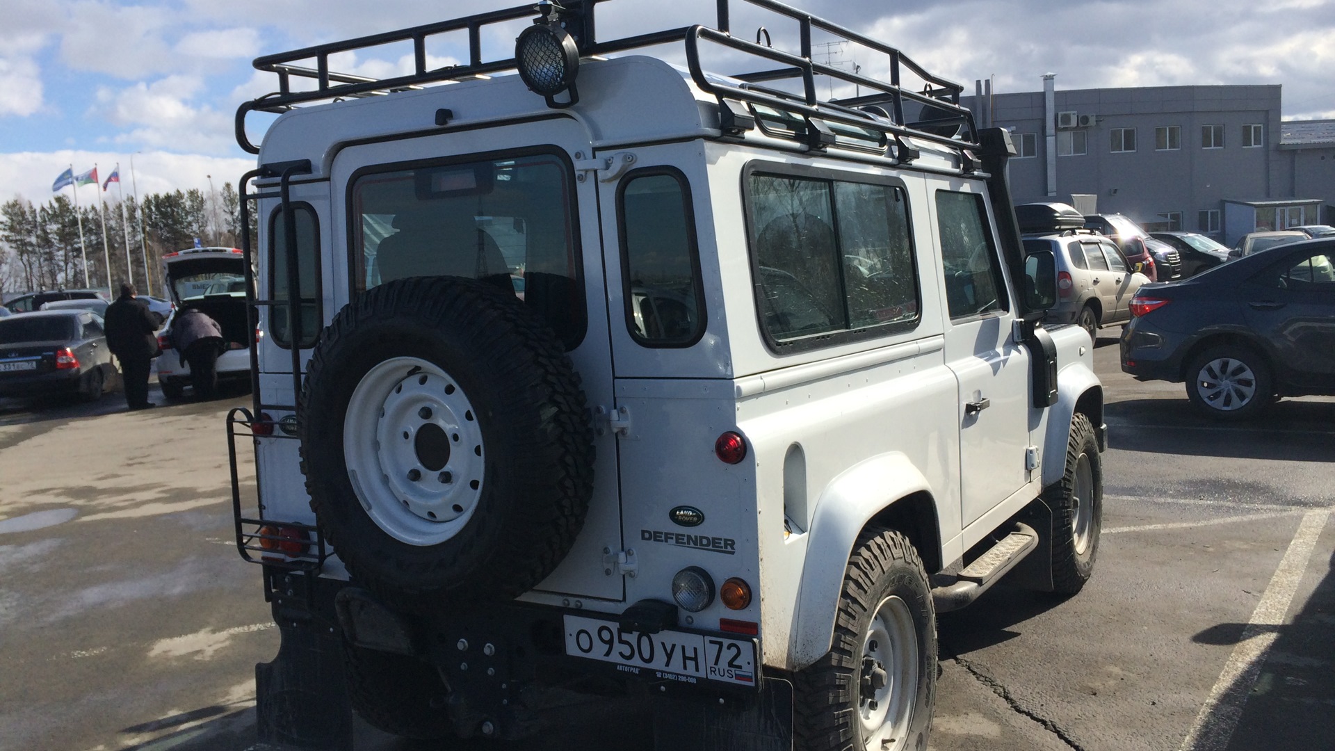 Land Rover Defender 2.2 дизельный 2013 | отличный мужской авто)! на DRIVE2