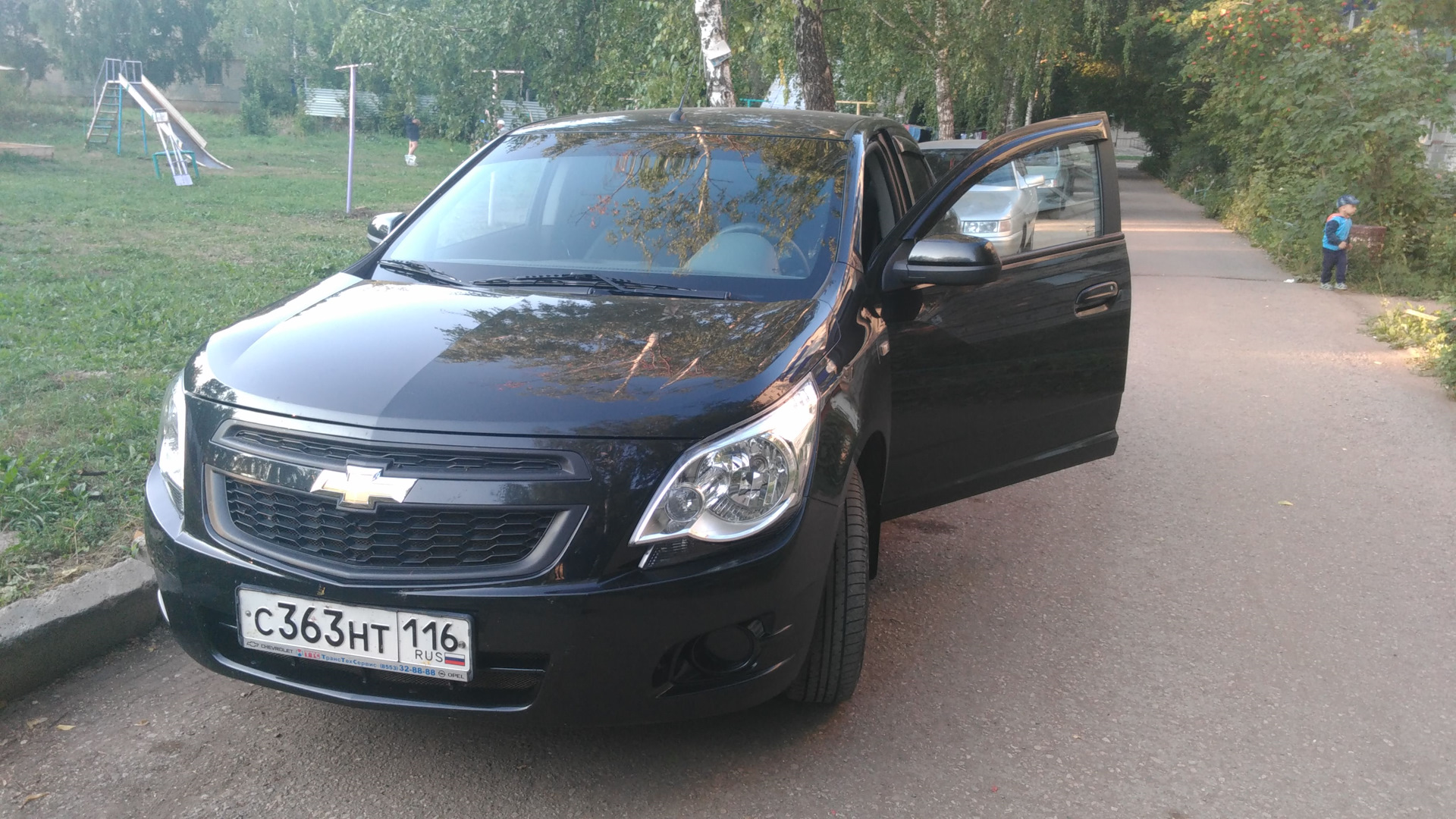 Chevrolet Cobalt черный