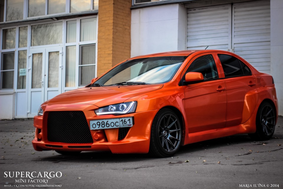 Lancer 10 Evolution оранжевый