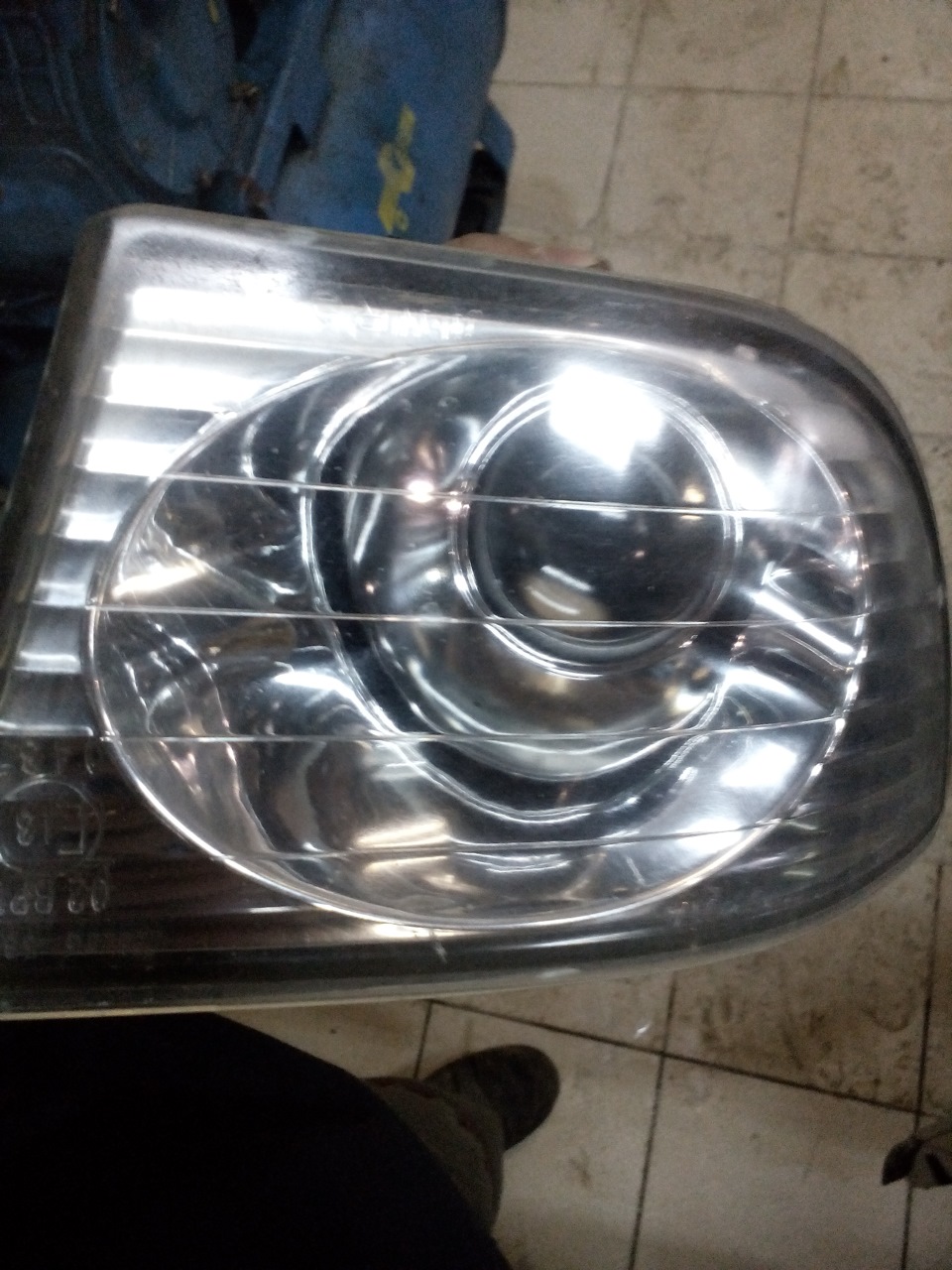 Полировка Противотуманок. — Lexus IS, 2 л, 1999 года | просто так | DRIVE2