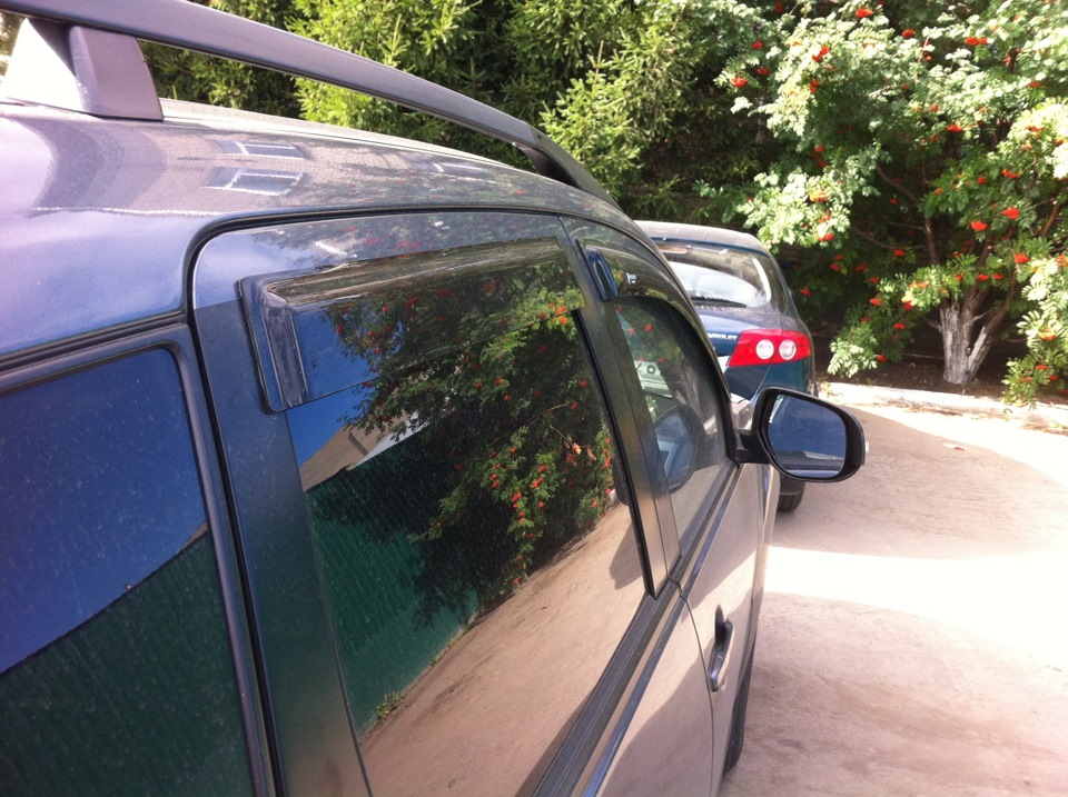 Немного пластика — Mitsubishi Outlander XL, 2,4 л, 2011 года ...