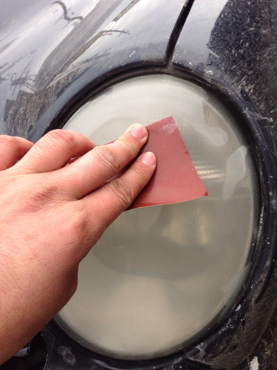 Полировка фар — Mercedes-Benz E-class (W210), 3,2 л, 1999 года | своими ...