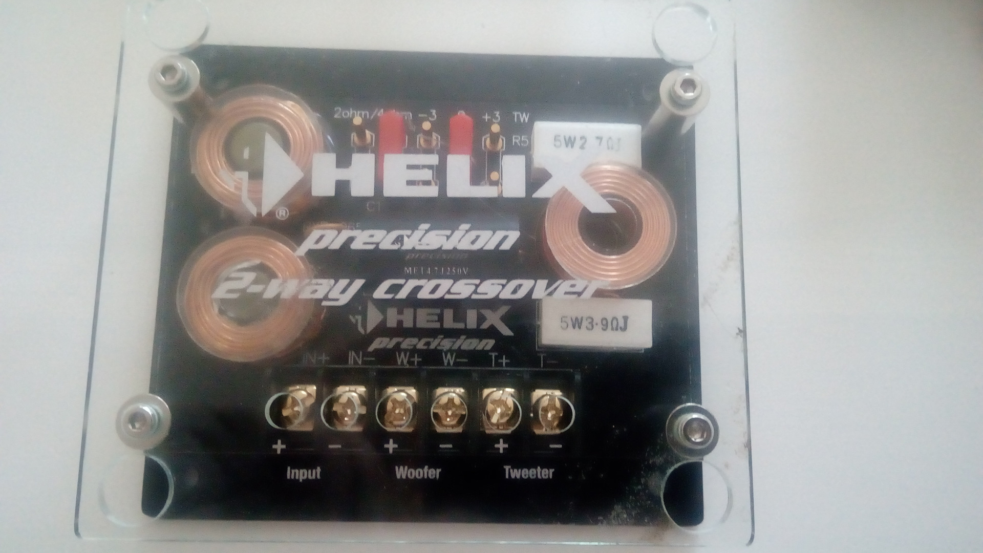 Кроссоверы б у авито. Helix Precision 2 way Crossover. Кроссовер Helix c 2-way Cross Precision. Кроссоверы для акустики Helix. Кроссовер Helix HX C 2 c0.