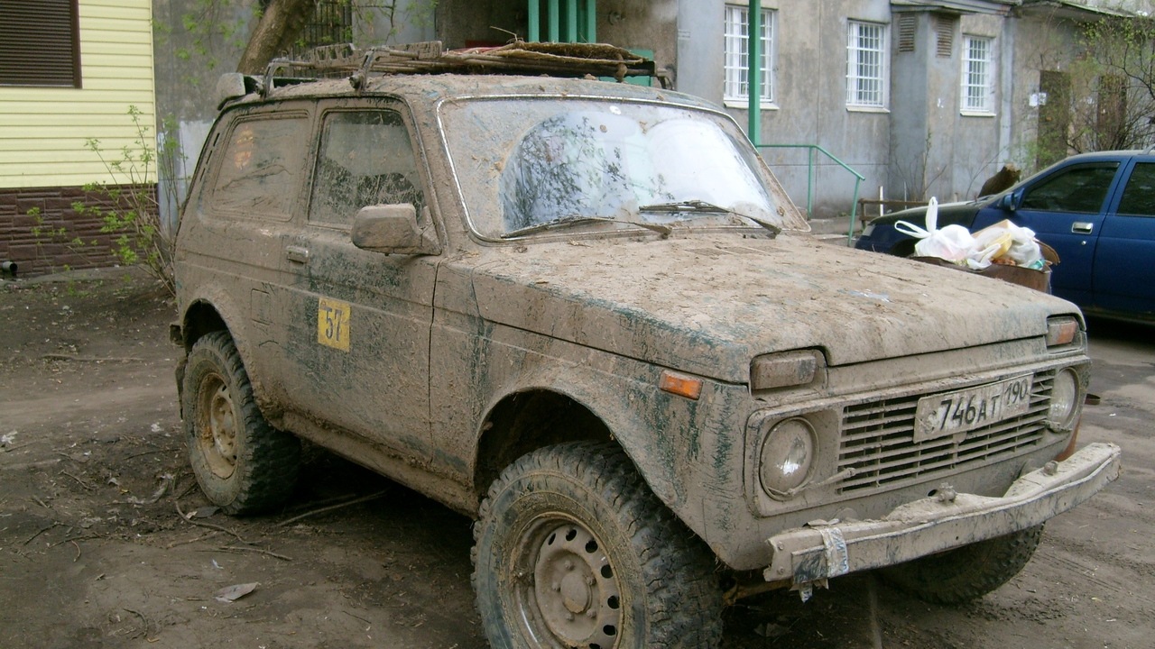 Lada 4x4 3D 1.9 бензиновый 2000 | 