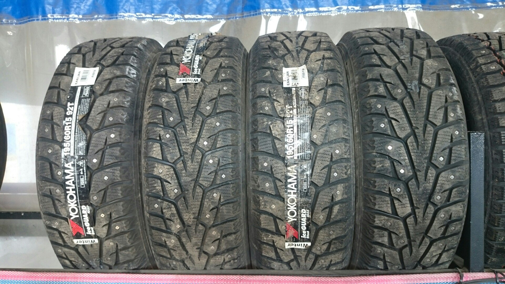 Зимние шины yokohama ice guard 60. Yokohama Ice Guard stud ig55. Yokohama Ice Guard ig55. Yokohama ig55 185/65 r15. Yokohama Ice Guard ig55 195/60/15.