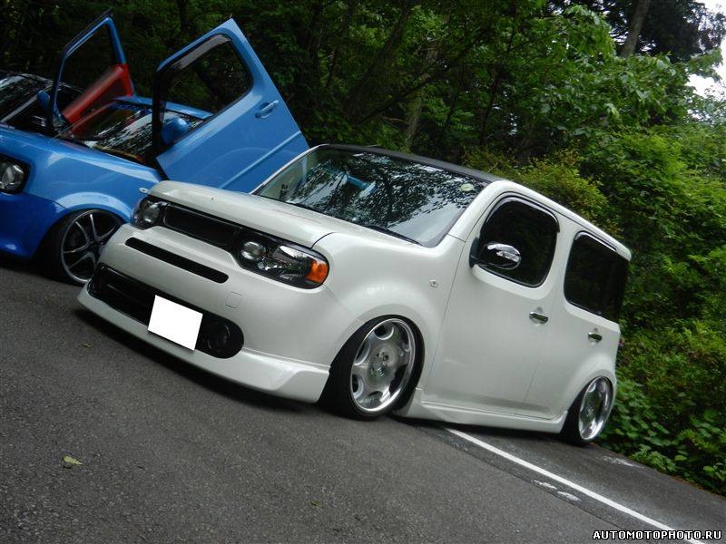 Nissan Cube z12 tuned