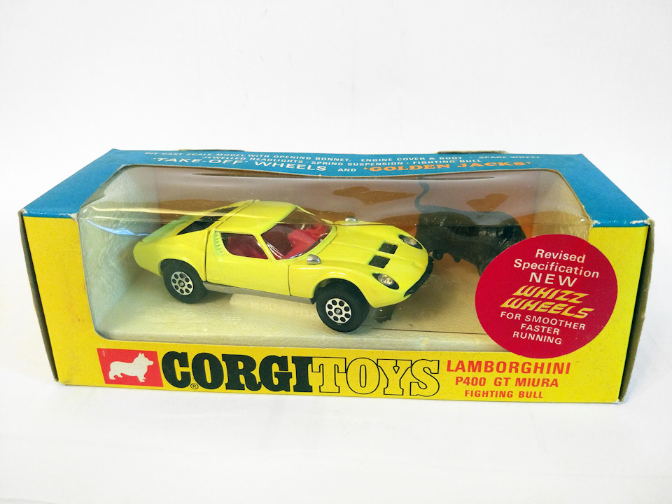 corgi toys lamborghini miura p400