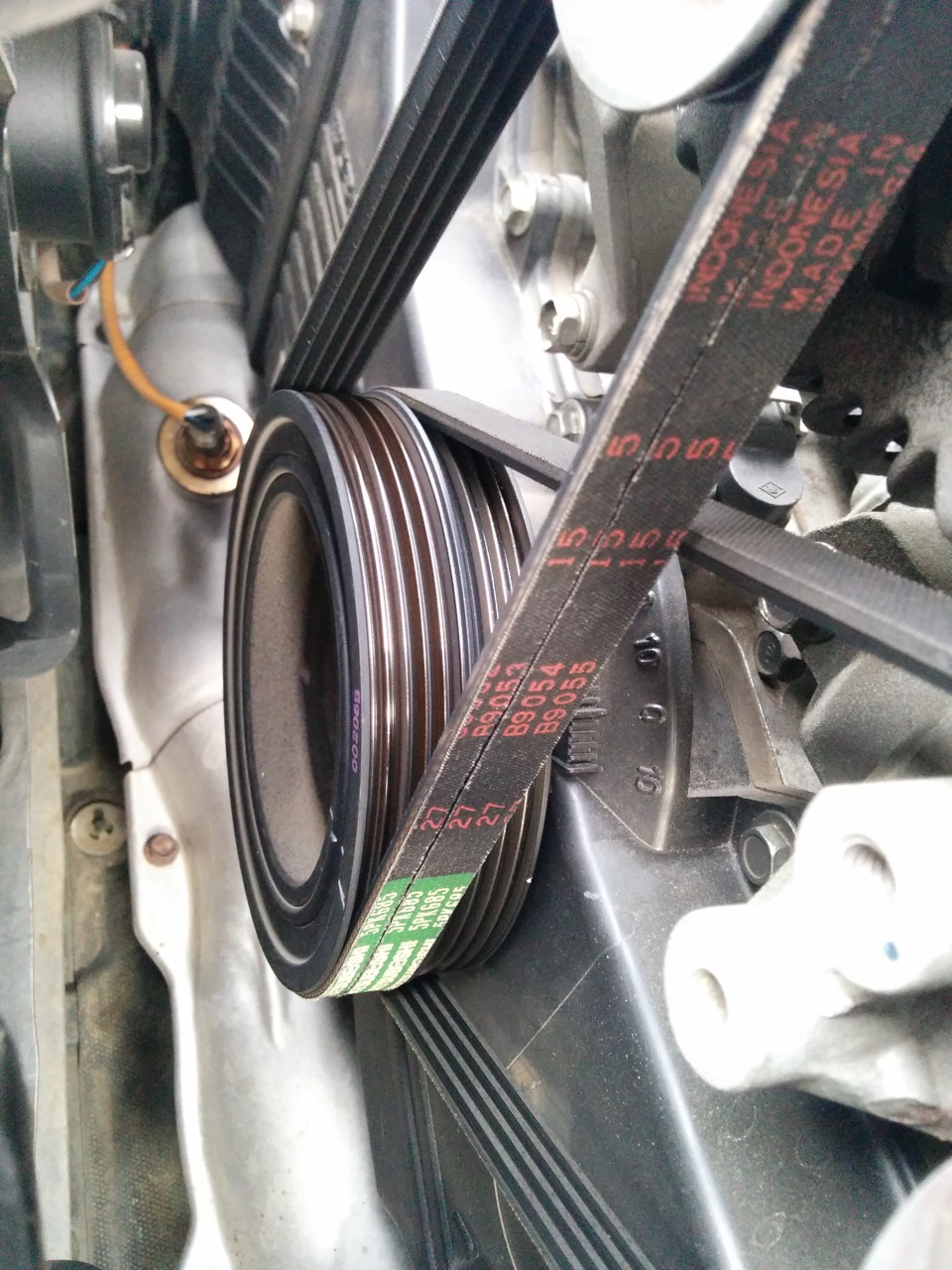 ямз 650 ремни схема. схемы приводных ремней генератора на машинах. обводной ремень chevrolet niva. приводной ремень 276 мотор. характеристика ремня генератора.