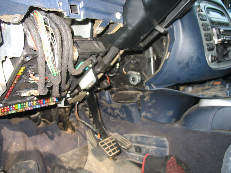 сдохла лягушка, ремонт датчика стоп сигналов! — DRIVE2