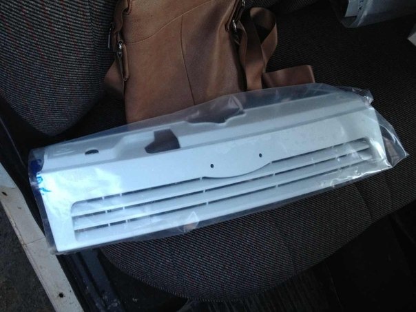 Тонировка, решетка, шильдики и все что делал за это время с чириком ...