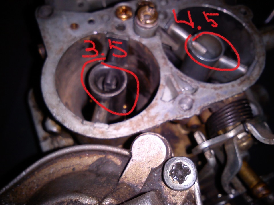 Эмульсионные трубки карбюратора озон 2107. Карбюратор дааз 2107 распылитель на 2 камеры. Заглушка на карбюратор азон. Ваз 21 07 карбюратор 1970. Заглушка на карбюратор азон.