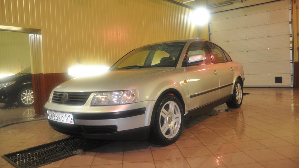 Замена тросика стеклоподъемника — Volkswagen Passat B5, 1,8 л, 1997 ...