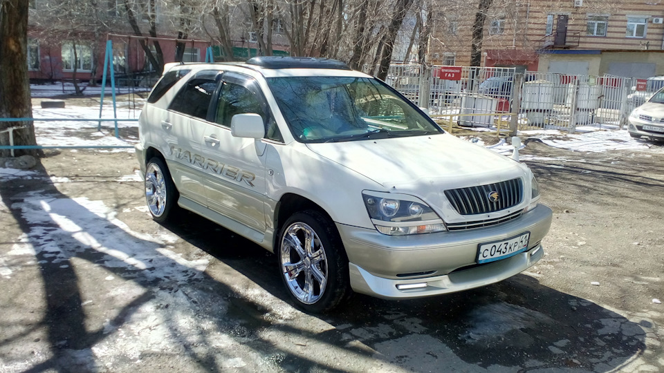 Toyota harrier 98 года. Тойота Харриер 98 года. Тойота Харриер 1998-2002. Toyota Harrier 1998. Toyota Harrier 3.0 2001.