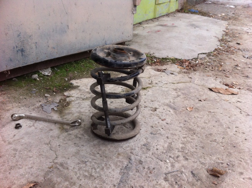 Стойка потекла — Mitsubishi Lancer IX, 1,6 л, 2007 года | своими руками ...