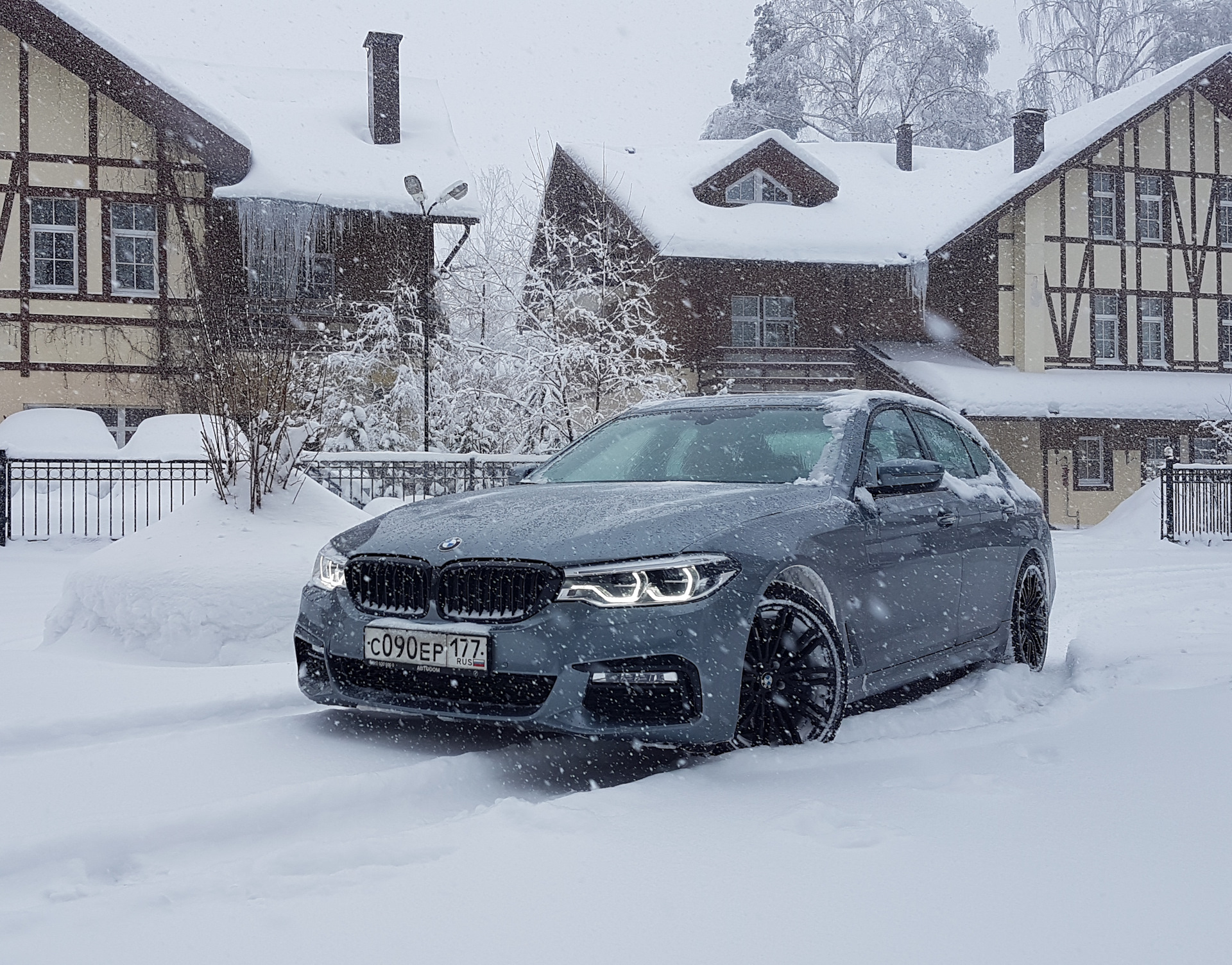 BMW G30 в снегопад века — «Тест-драйвы» на DRIVE2