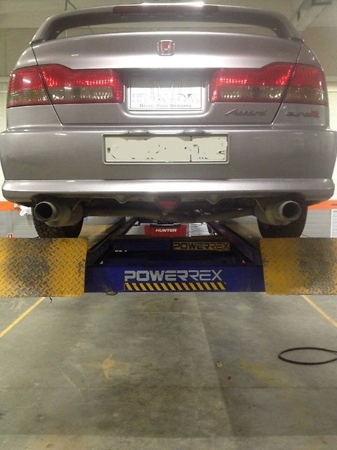 Mugen Двухтрубный или однотрубный — Honda Accord Euro-R (CL1), 2,2 л ...