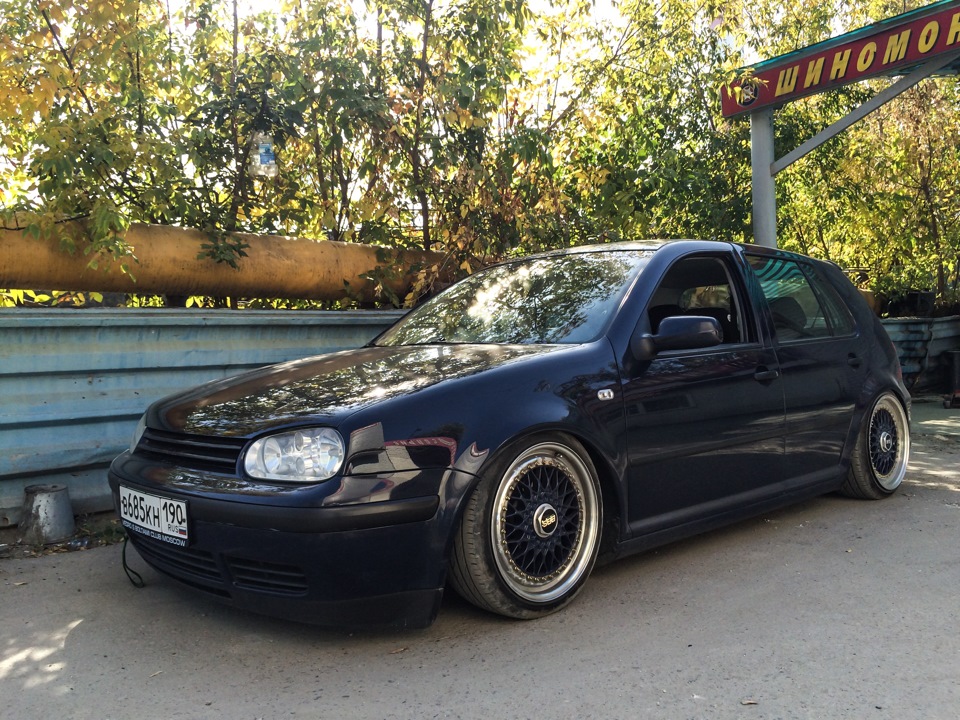 Установка полноценного комплекта пневмоподвески Airlift на Volkswagen ...
