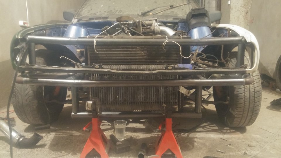 Фото в бортжурнале BMW 3 series Coupe (E30)