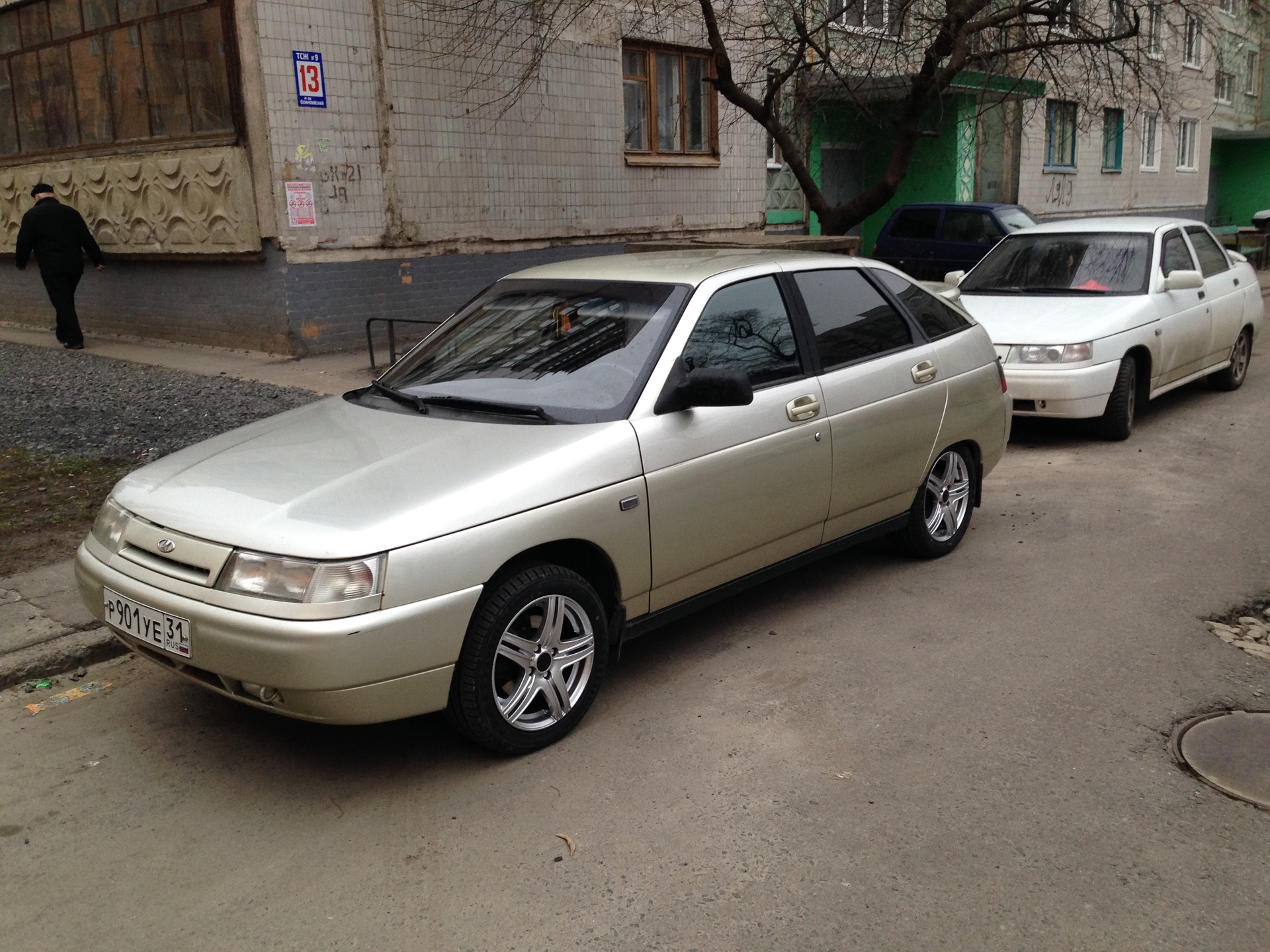 Lada Vega 2110