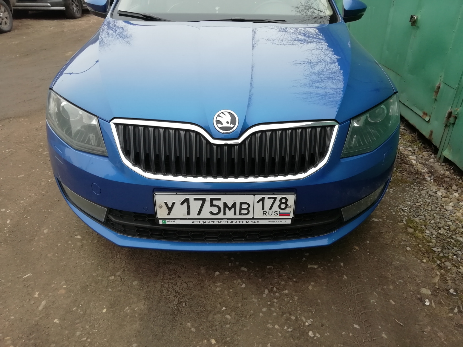 Установка номерных знаков в стиле clean look — Skoda Octavia Combi A7 Mk3,  1,8 л, 2016 года | своими руками | DRIVE2