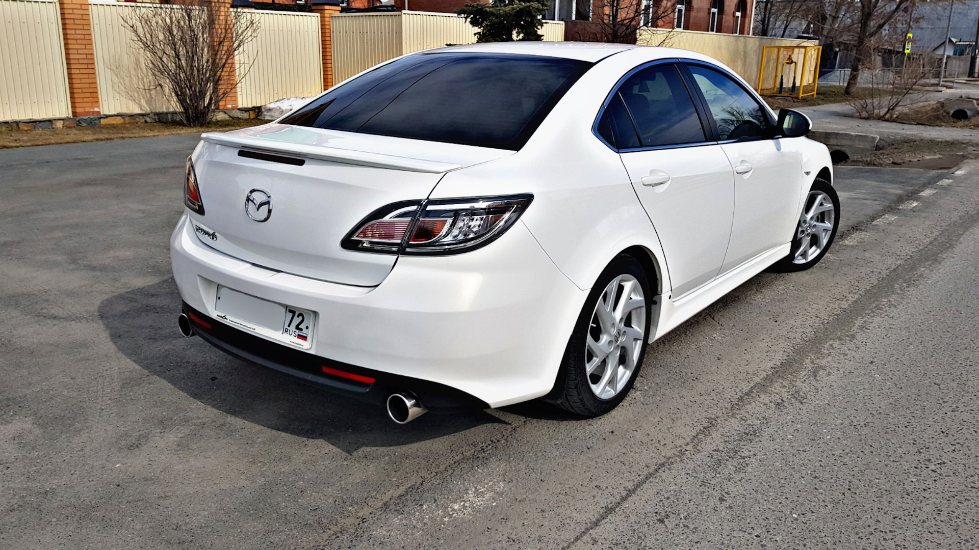 Mazda 6 GH белая