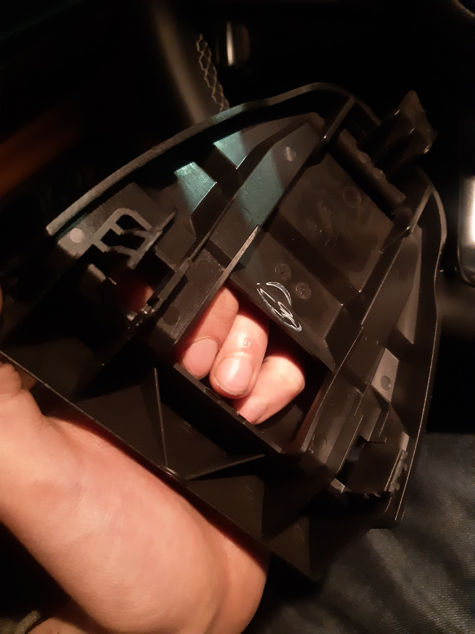 Как поставить консоль от ваз 2107 на ваз 2101 - фото