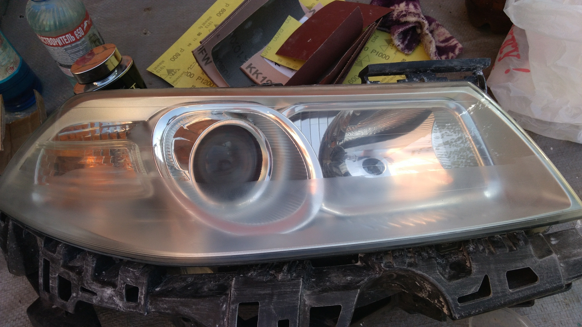 Подготовка фары к восстановлению, защита кузова
