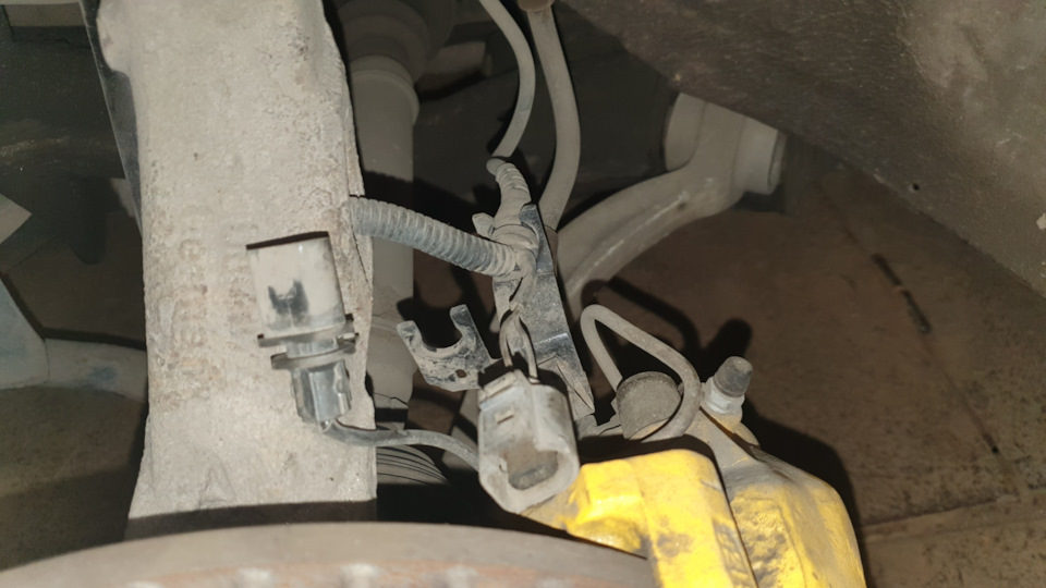 Post №30: Замена контактов на тормозных колодках. — Audi A4 (B5), 1,8 л ...