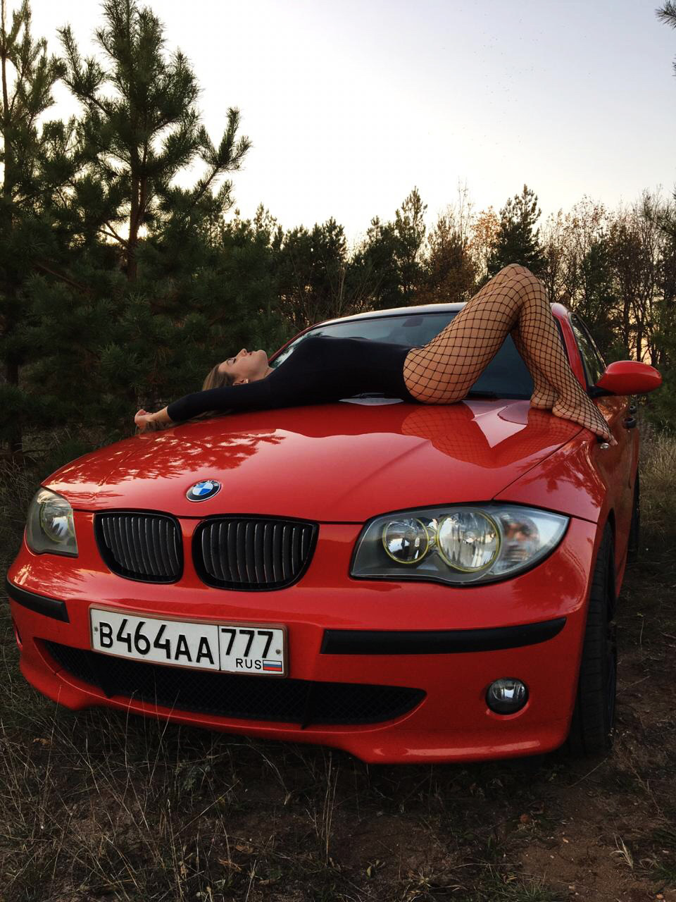 Машина, девушка, сосны… — BMW 1 series (E81/E87), 1,8 л, 2005 года | просто  так | DRIVE2