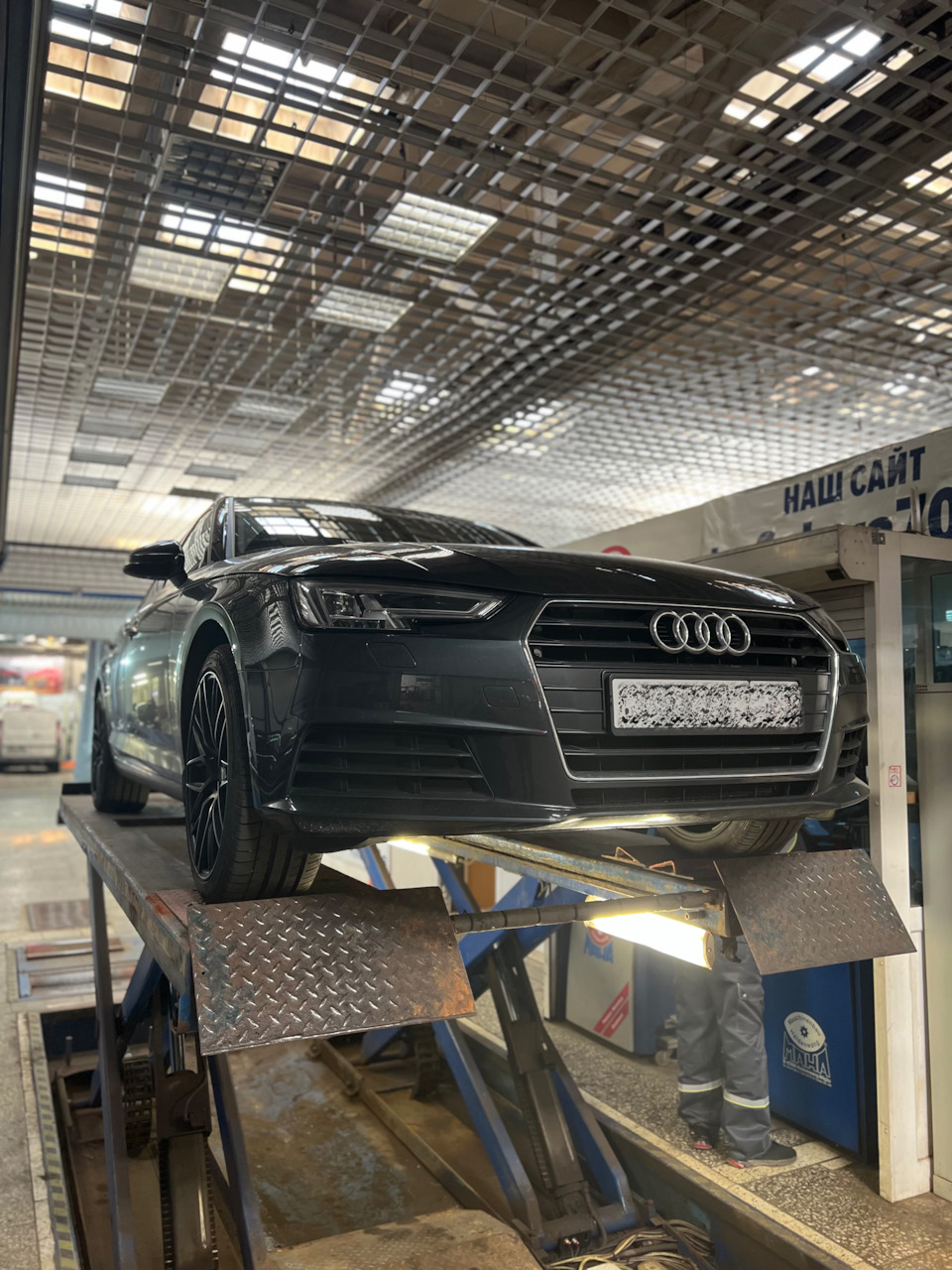 Вибростенд. В поисках стука в подвеске. — Audi A4 (B9), 1,4 л, 2019 ...